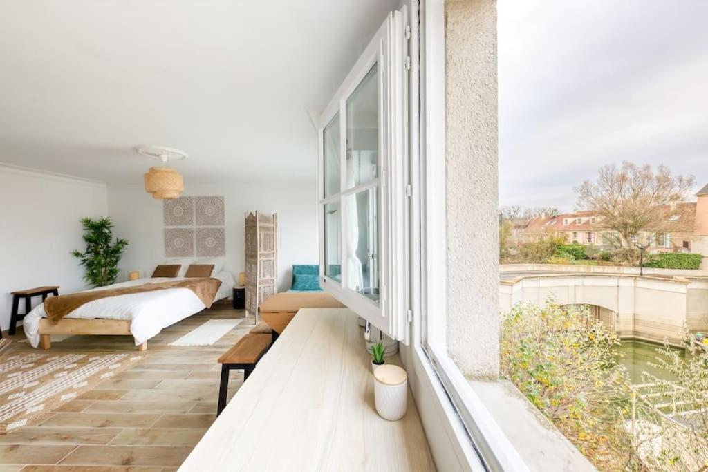 Studio Vue Direct Sur Le Port De Cergy, Parking Prive Gratuit Exterior photo